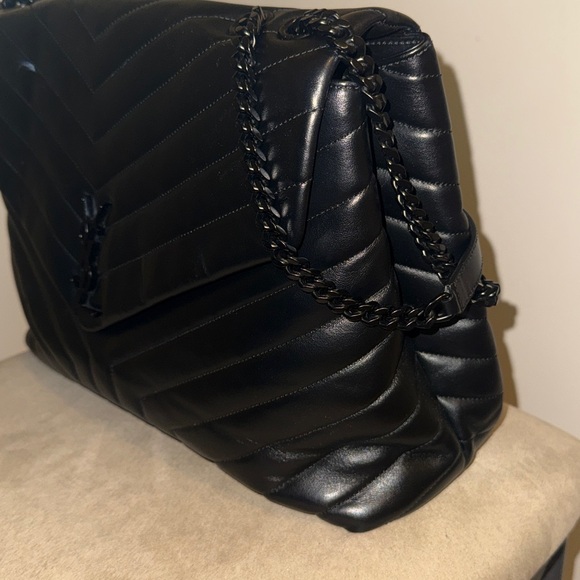 Yves Saint Laurent Black Chevron Shoulder Bag - Picture 5 of 15